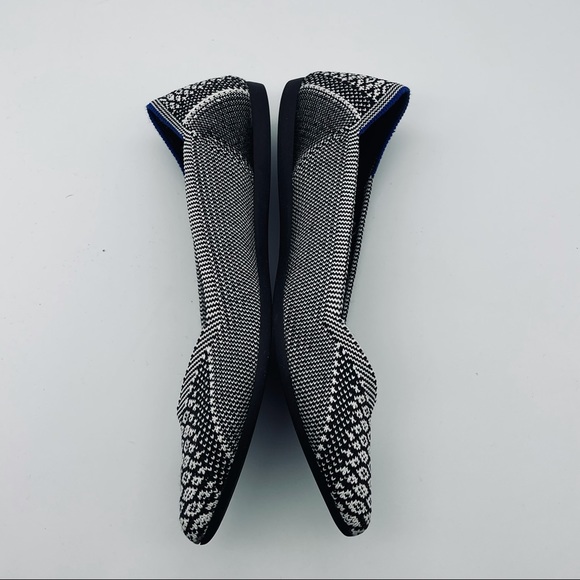 ROTHY’S The Point Pointed Flats Black White Python W7 Size 7 - Picture 9 of 12